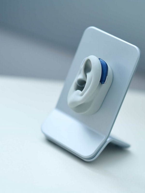 hearing-aid-special-light-stand hearing-aid-special-light-stand